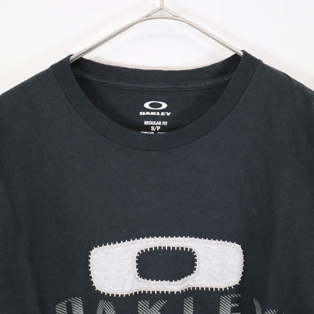 Oakley - OAKLEY オークリー 英文字 ロゴプリント 長袖Ｔシャツ