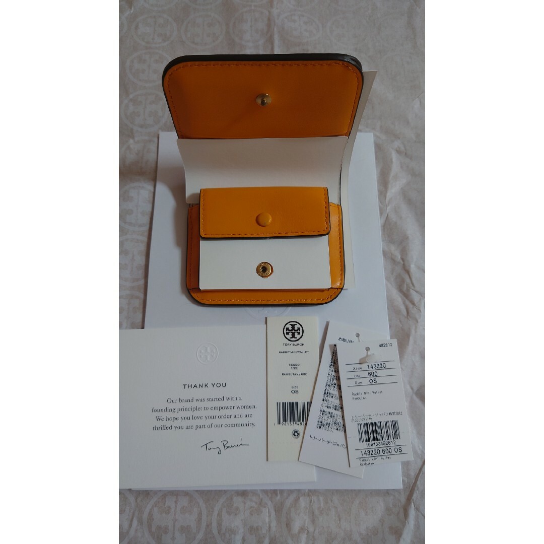 Tory Burch(トリーバーチ)のTory Burch　ラッキーラビット　ミニウォレット　ミニ財布 レディースのファッション小物(財布)の商品写真