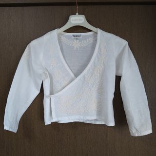 FITH　キッズ　カシュクール刺繍ブラウス　１２０