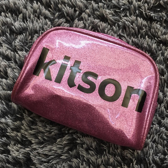 KITSON(キットソン)の美品*キットソン*化粧ポーチ*雑誌付録 レディースのファッション小物(ポーチ)の商品写真