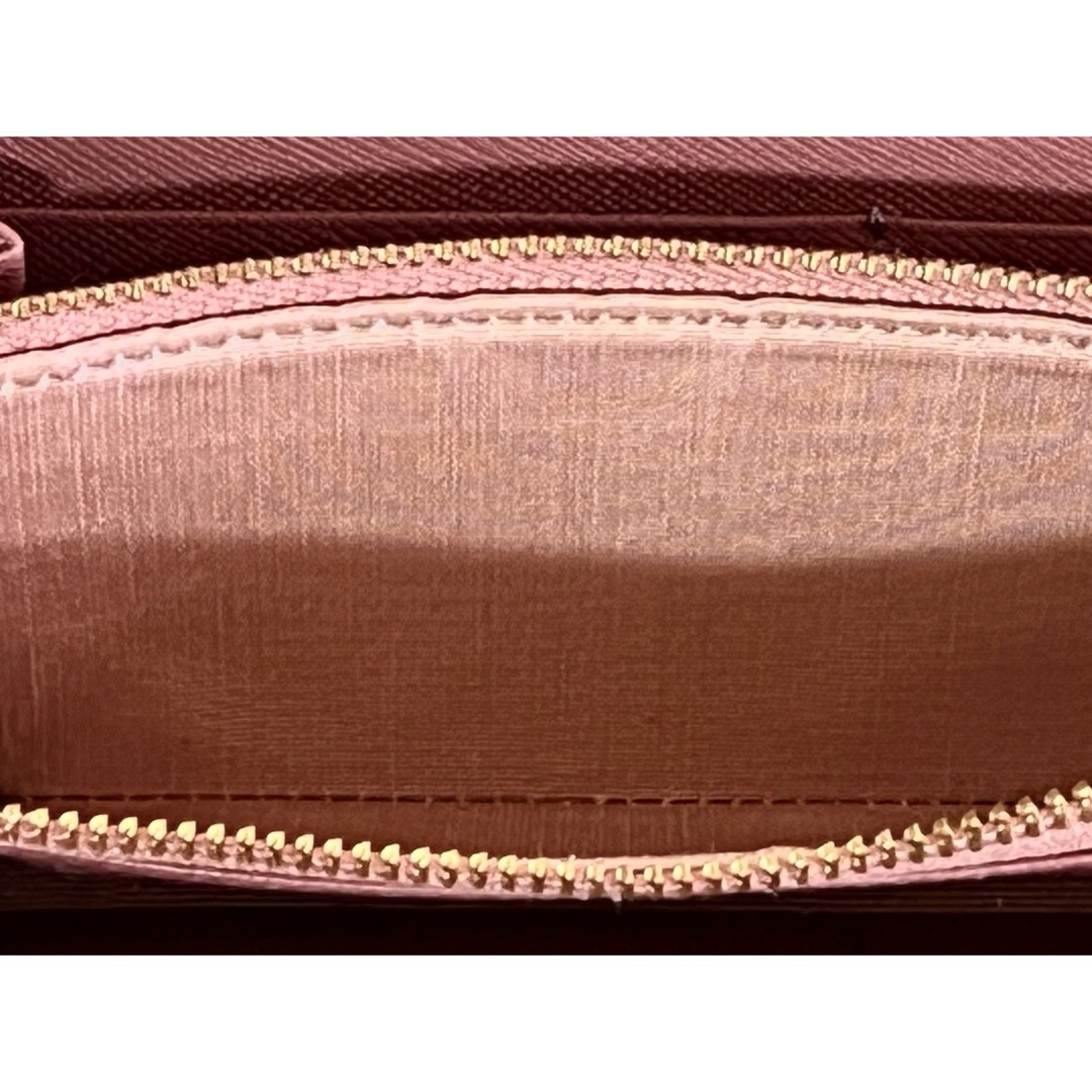 Q-pot.(キューポット)のキューポット　ディズニー　ファスナー 財布【ミニー】ピンク　中古 レディースのファッション小物(財布)の商品写真