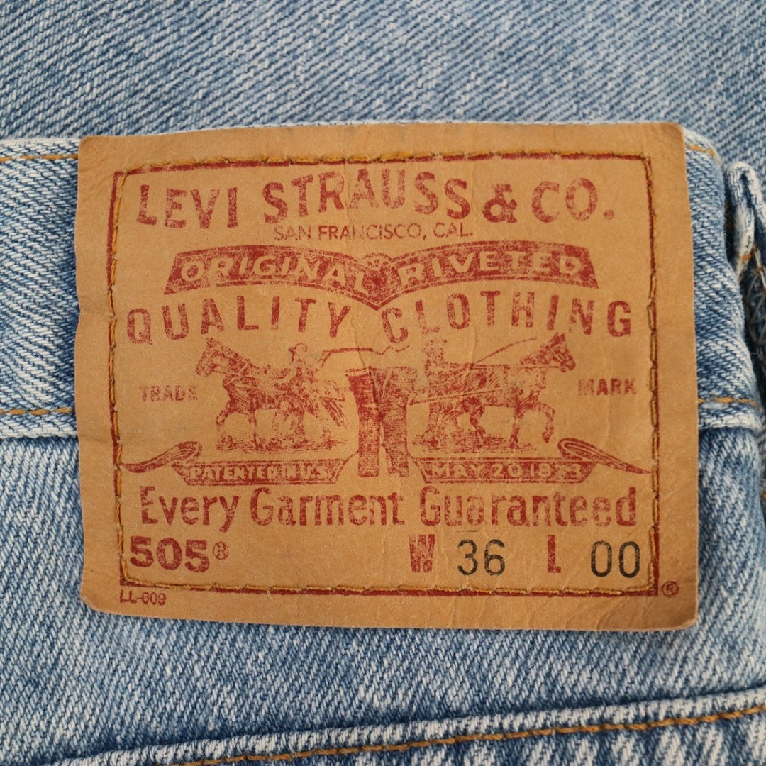 Levi's(リーバイス)の2000年代 Levi's リーバイス 505 デニムショーツ ショートパンツ ライトブルー (メンズ 36) 中古 古着 N8650 メンズのパンツ(ショートパンツ)の商品写真