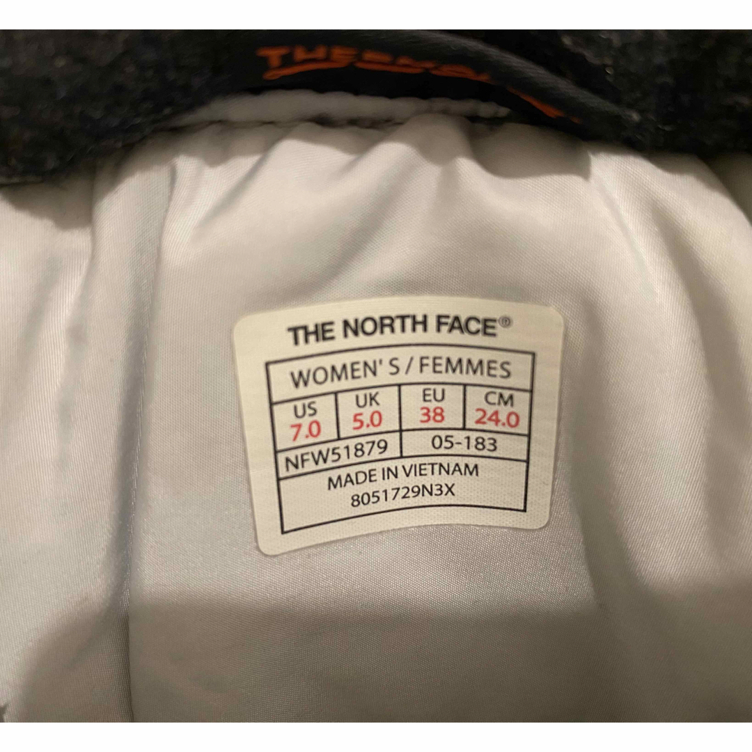 THE NORTH FACE(ザノースフェイス)のTHE NORTH FACE ヌプシ ブーティ ショート チャコールグレー レディースの靴/シューズ(ブーツ)の商品写真