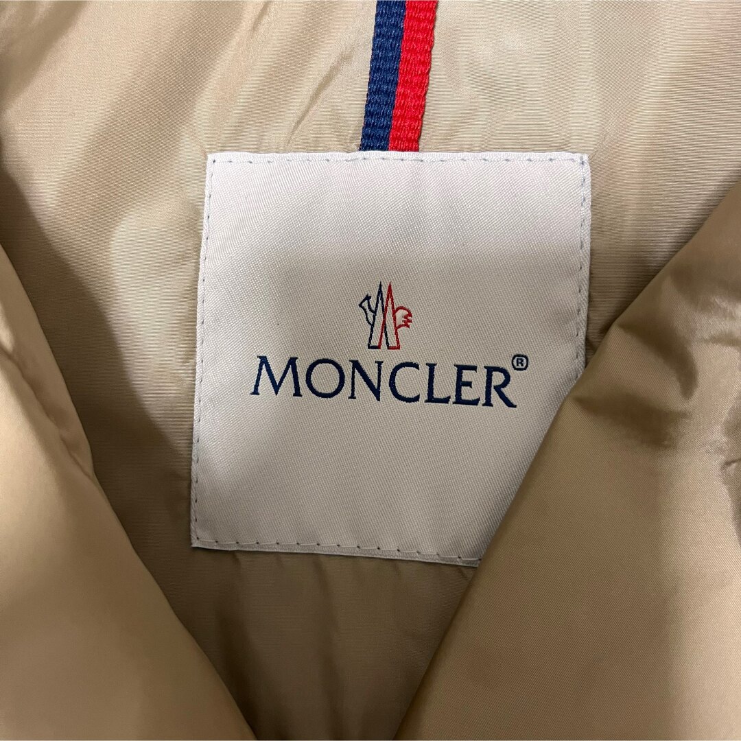 MONCLER(モンクレール)のMoncler モンクレール MELOEE ナイロン トレンチコート レディースのジャケット/アウター(トレンチコート)の商品写真