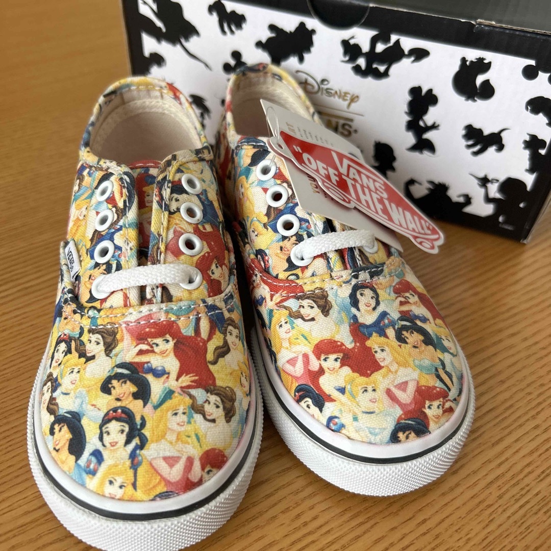 Disney(ディズニー)のvans ディズニー　プリンセス キッズ/ベビー/マタニティのベビー靴/シューズ(~14cm)(スニーカー)の商品写真