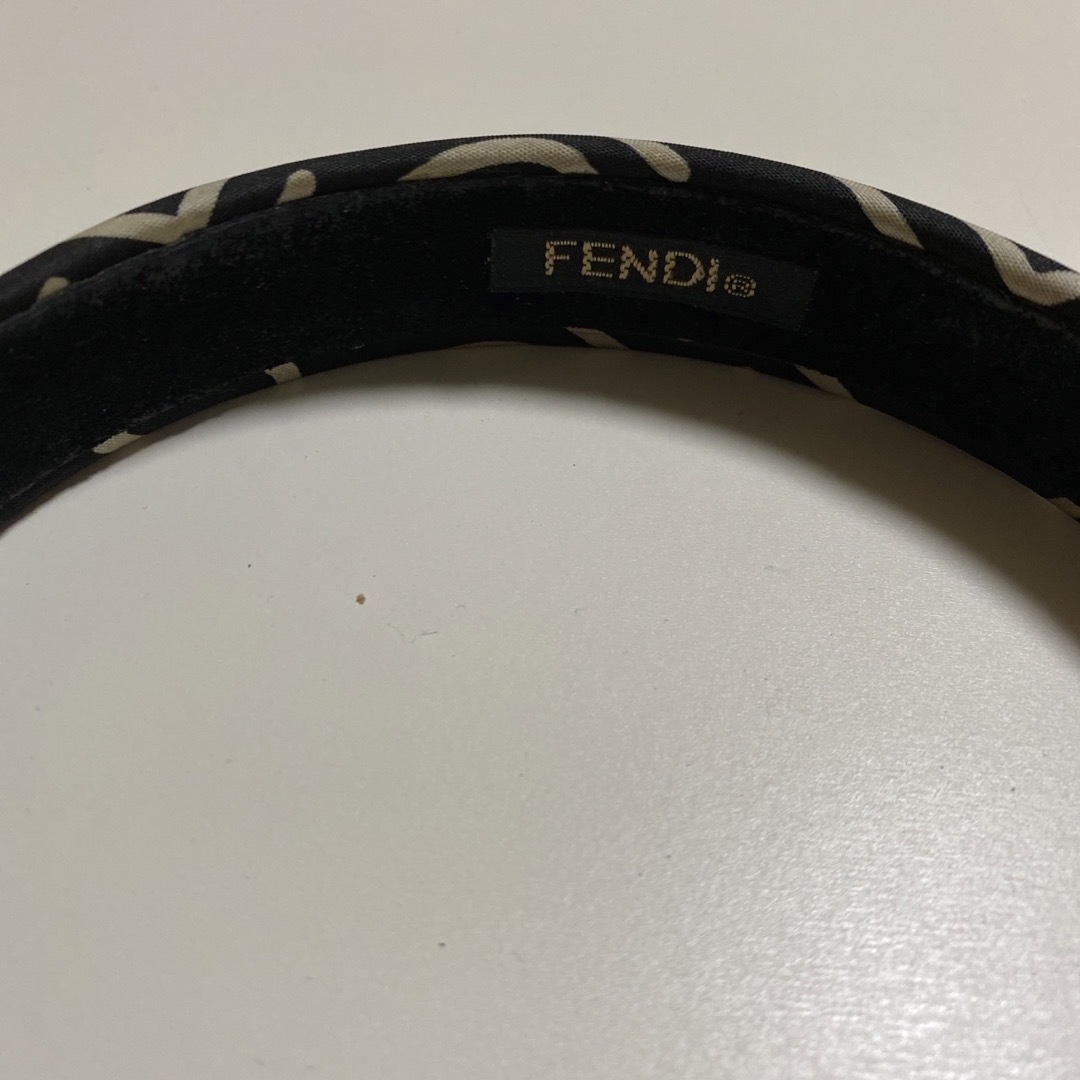 FENDI(フェンディ)のフェンディ　カチューシャ　 レディースのヘアアクセサリー(カチューシャ)の商品写真