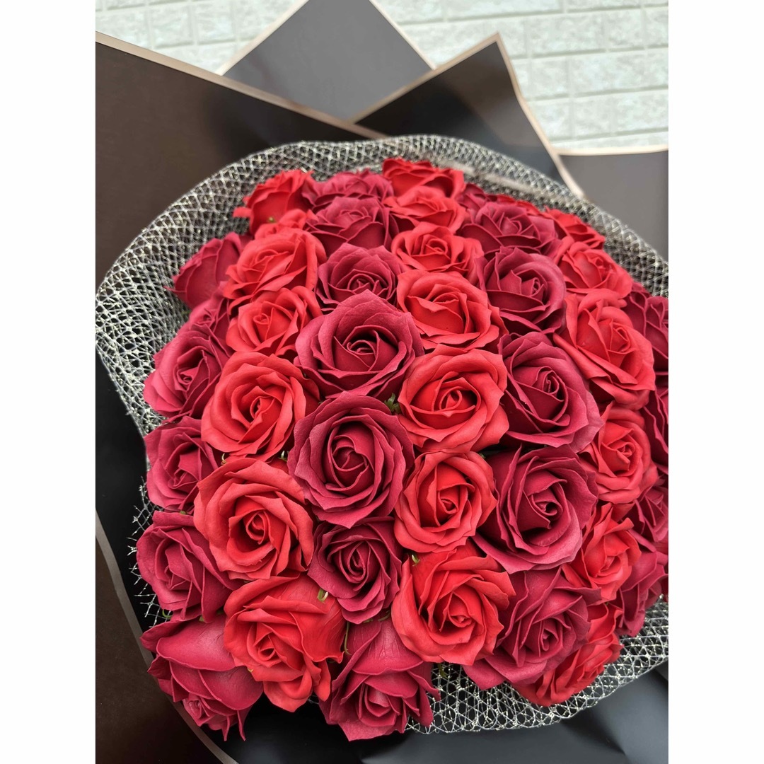 flower(フラワー)の告白　還暦祝い　記念日に60本の赤い薔薇花束 ハンドメイドのフラワー/ガーデン(その他)の商品写真
