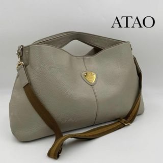 美品✨アタオ　エルヴィ　2way バッグ　ロゴプレート　レザー　グレージュ