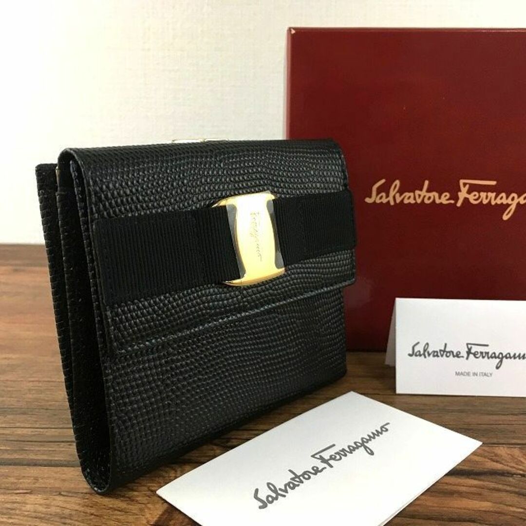 Salvatore Ferragamo(サルヴァトーレフェラガモ)の未使用品 Salvatore Ferragamo ウォレット 196 レディースのファッション小物(財布)の商品写真