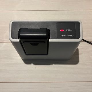 シャープ(SHARP)のSHARP シャープ コードレス掃除機用 リチウムイオン電池用充電器☆電池セット(その他)