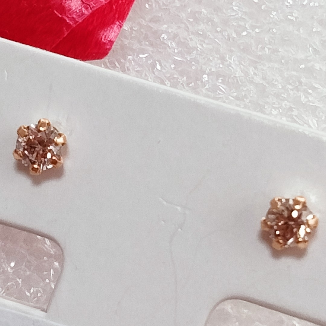 新品Ｋ18ピンクゴールド天然ピンクダイヤモンド????ピアス　計0.16CT