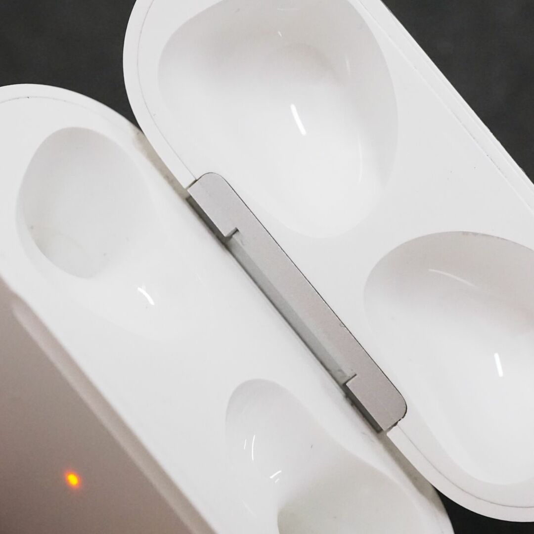 Apple AirPods 第三世代 MagSafe充電ケースのみ A2566 USED品  耐汗 耐水 MME73J/A Qi充電 完動品  T X4981 2