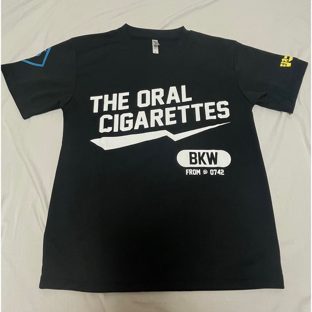 【美品】THE ORAL CIGARETTES ライブTシャツ エンタメ/ホビーのタレントグッズ(ミュージシャン)の商品写真