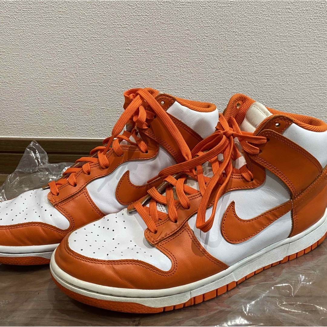 NIKE(ナイキ)の今日までお値下げ！NIKE DUNK HIGH ORANGE 28.0 US10 メンズの靴/シューズ(スニーカー)の商品写真