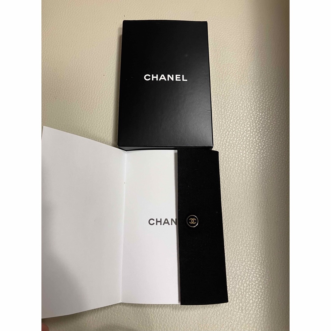 CHANEL(シャネル)のCHANEL ノベルティ　メモ帳 インテリア/住まい/日用品の文房具(ノート/メモ帳/ふせん)の商品写真