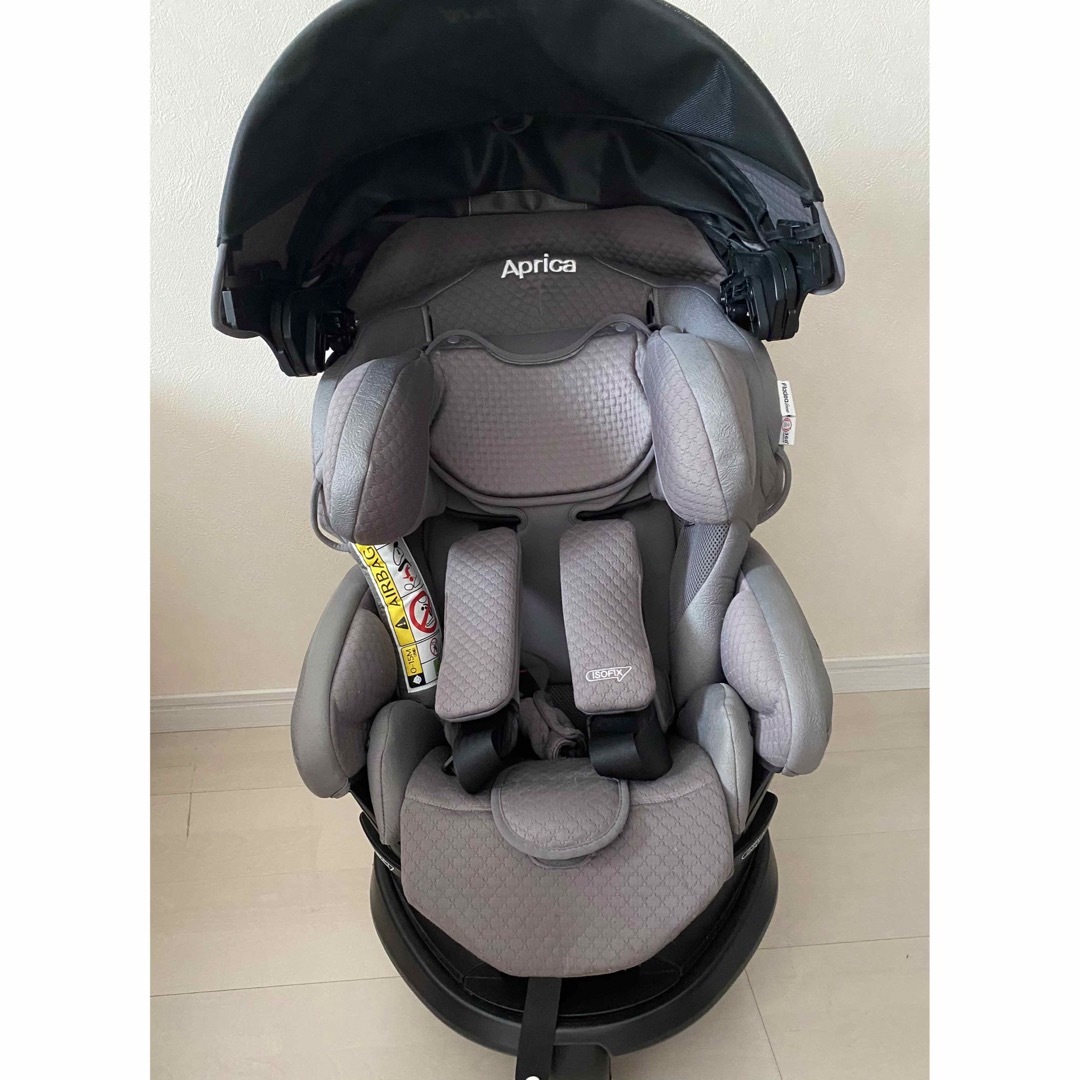 フラディア グロウ360°セーフティ ISOFIX プレミアム チャイルドシート