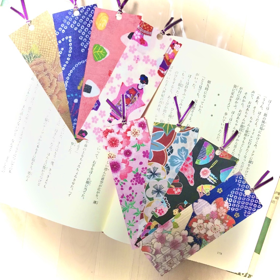 #164 手作り布製しおり 綺麗な和柄8枚セット 舞妓さん 花柄 ハンドメイドの文具/ステーショナリー(しおり/ステッカー)の商品写真