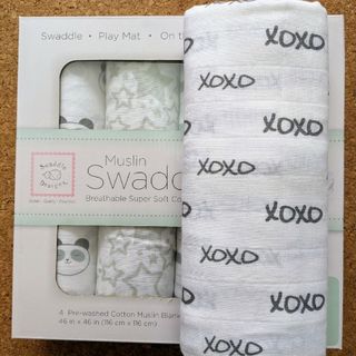 スワドルデザインズ(Swaddle Designs)の子育てに大活躍❗オシャレXoXo柄⭐エイデンアンドアネイに並び人気⭐おくるみ(おくるみ/ブランケット)