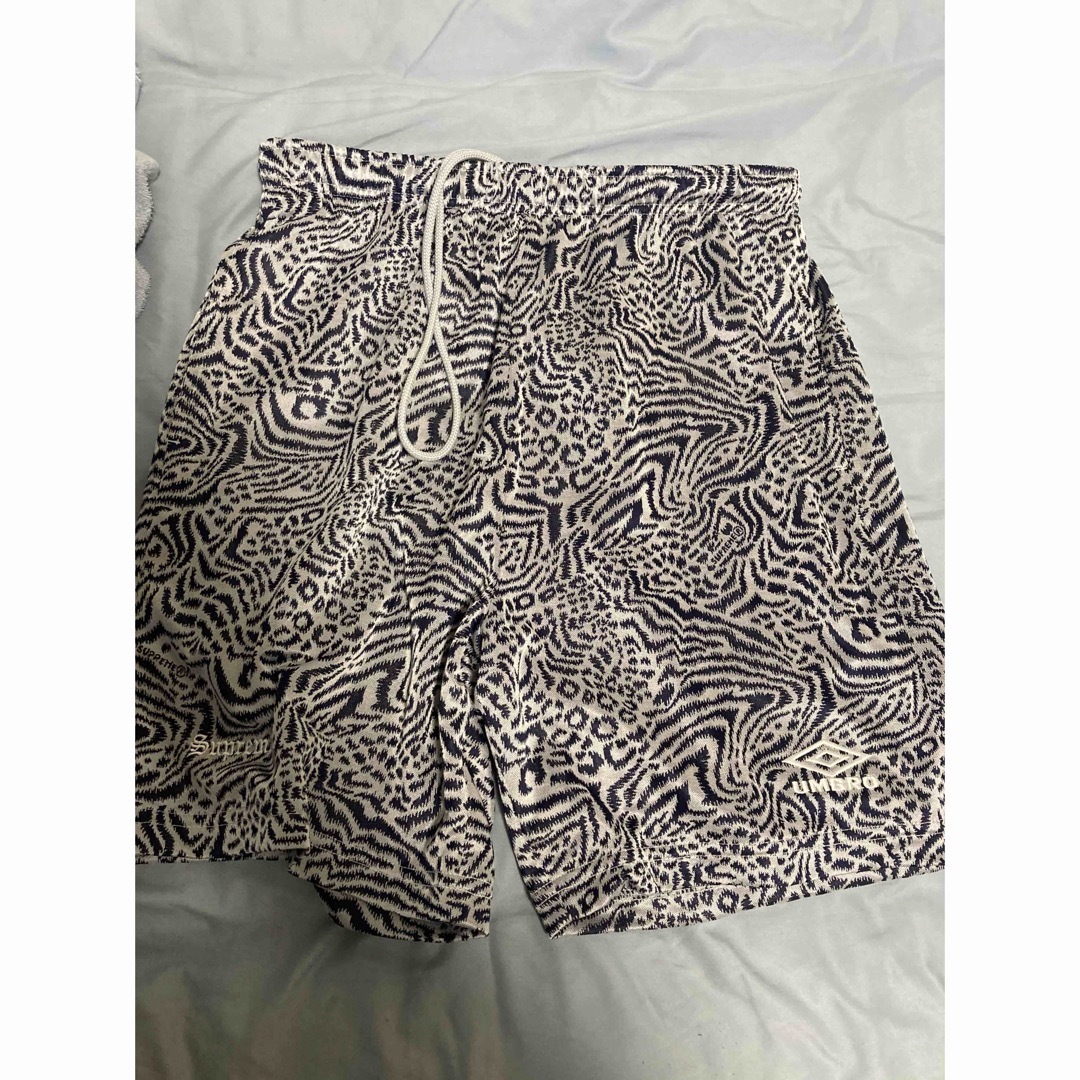 Supreme(シュプリーム)のSupreme Umbro Jacquard Animal PrintShort メンズのパンツ(ショートパンツ)の商品写真