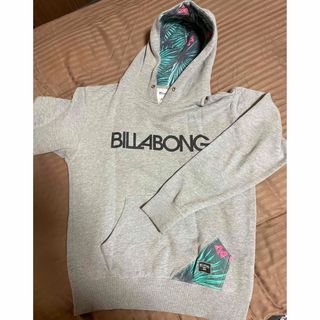 ビラボン(billabong)のBILLABONG フード付きパーカー(パーカー)