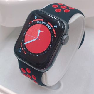 アップルウォッチ(Apple Watch)のApple Watch series4 ナイキ 40mm アップルウォッチ 黒(その他)