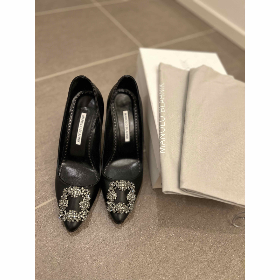 MANOLO BLAHNIK(マノロブラニク)の【専用】ハンギシBlackとブーツ レディースの靴/シューズ(ハイヒール/パンプス)の商品写真