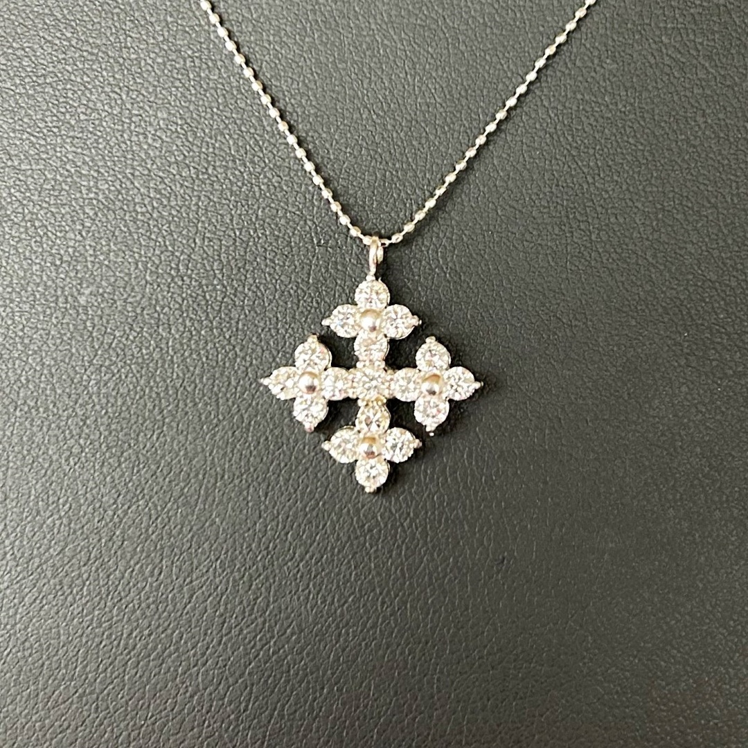 K18WG ダイヤモンド 1.00ct デザインネックレス 3.1g ホワイトゴールド 花型 宝石 ジュエリー アクセサリー レディース