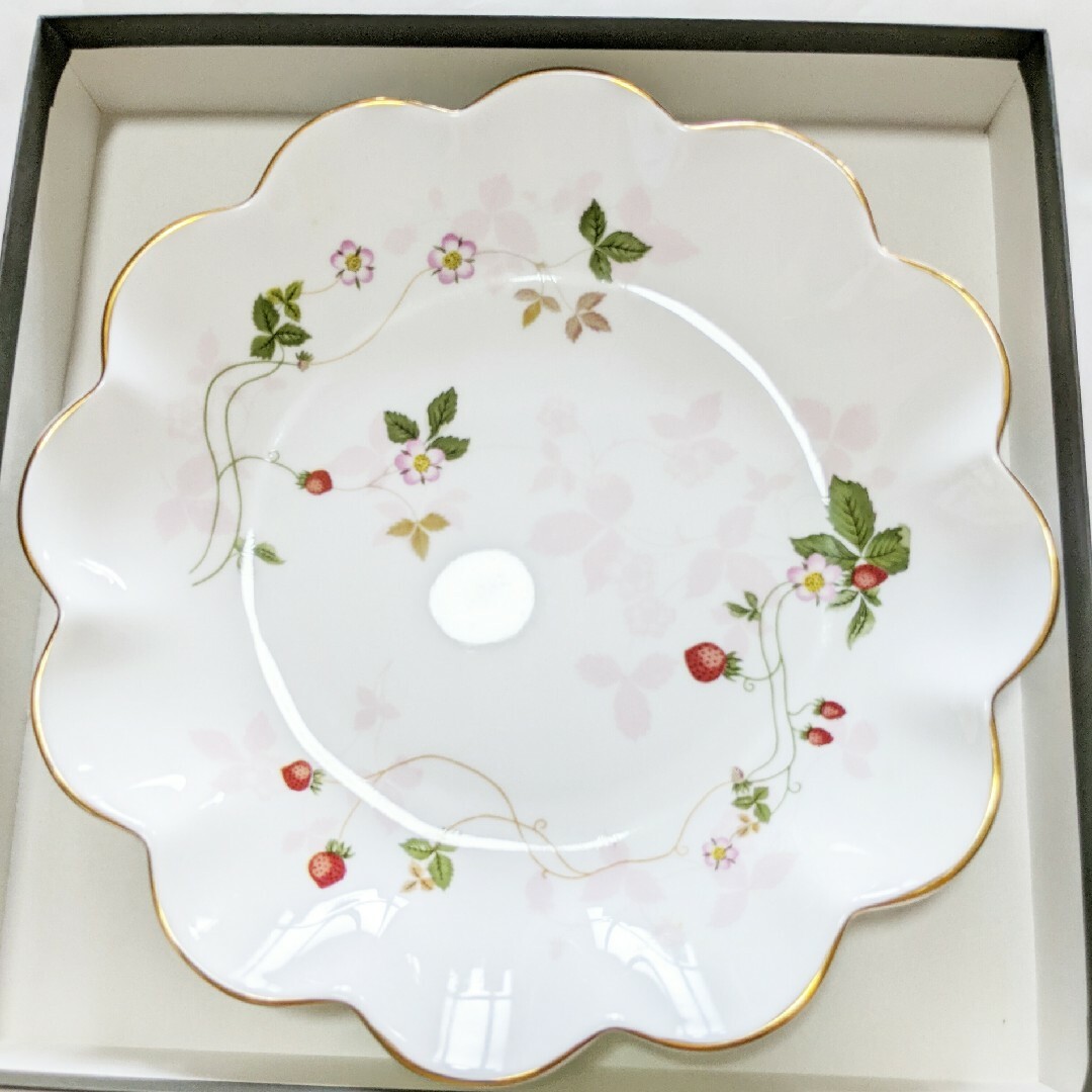 【新品】Wedgwood　ウェッジウッド ワイルドストロベリー ペタルトレイ 2