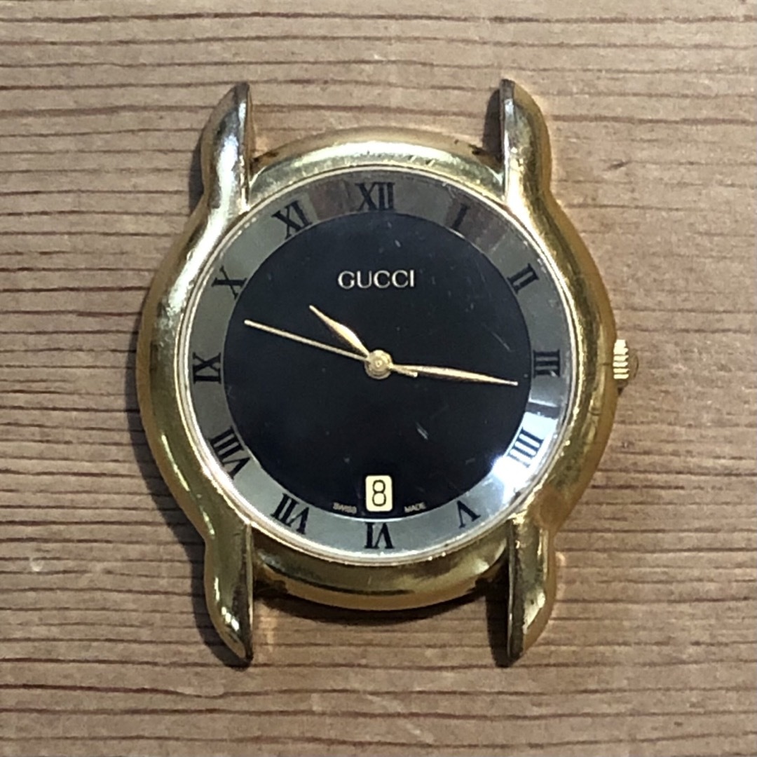 Gucci(グッチ)のgucci グッチ 腕時計 5100M スイス製 フェイスのみ 不動品 メンズの時計(腕時計(アナログ))の商品写真