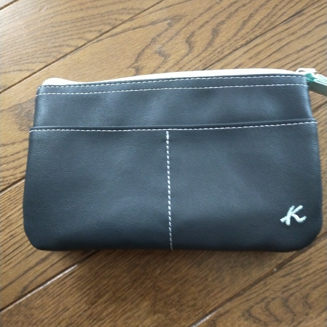 Kitamura(キタムラ)のキタムラ3室ポーチ レディースのバッグ(その他)の商品写真