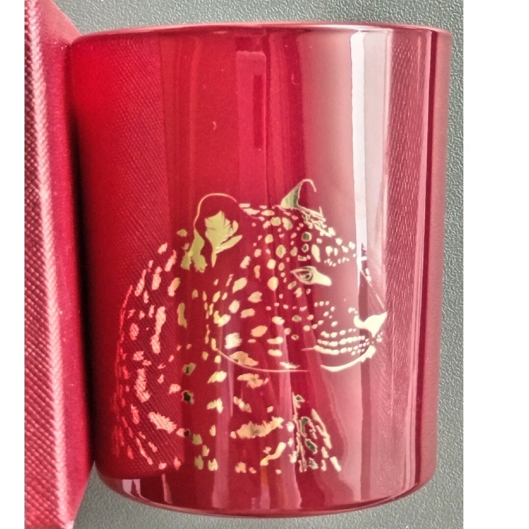 Cartier(カルティエ)の【非売品】Cartier カルティエ　アロマキャンドル【中古美品】 コスメ/美容のリラクゼーション(キャンドル)の商品写真