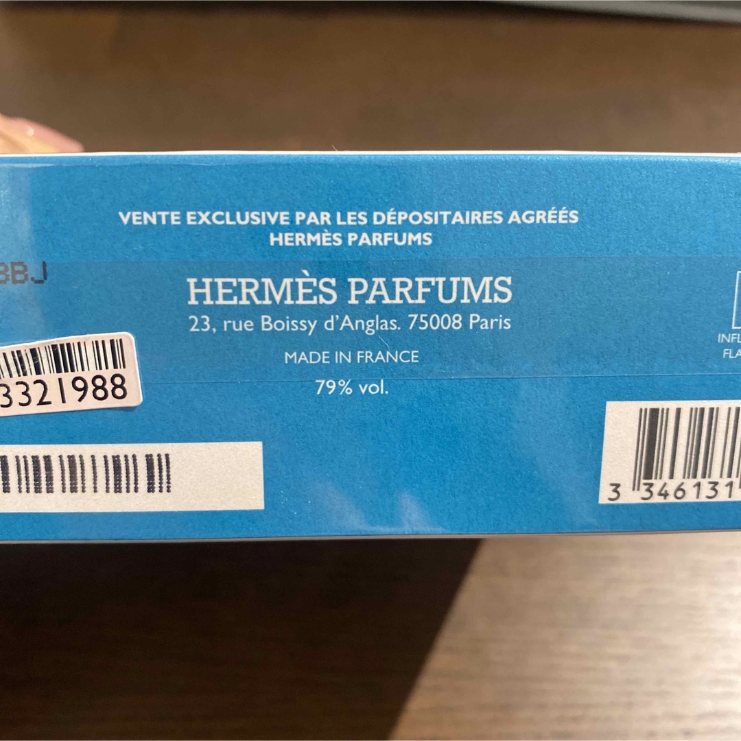 Hermes(エルメス)のHERMES エルメス　オードトワレ　オーデメルヴェイユブルー　香水　100ml コスメ/美容の香水(ユニセックス)の商品写真