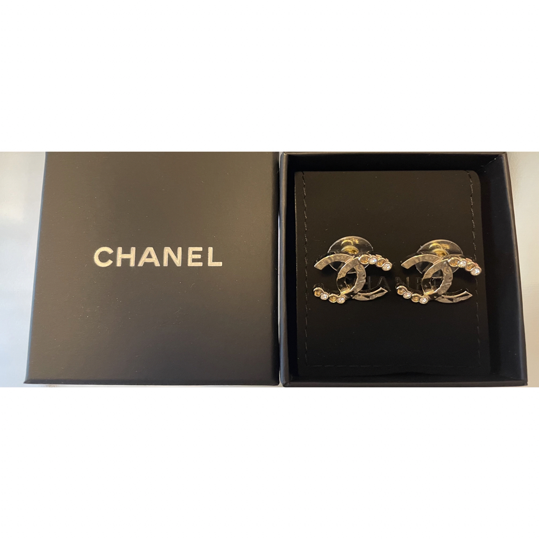 CHANEL ピアス