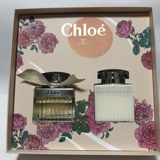 クロエ(Chloe)のクロエ　オードパルファム　2個セット　ホリデーセット　コフレセット(香水(女性用))