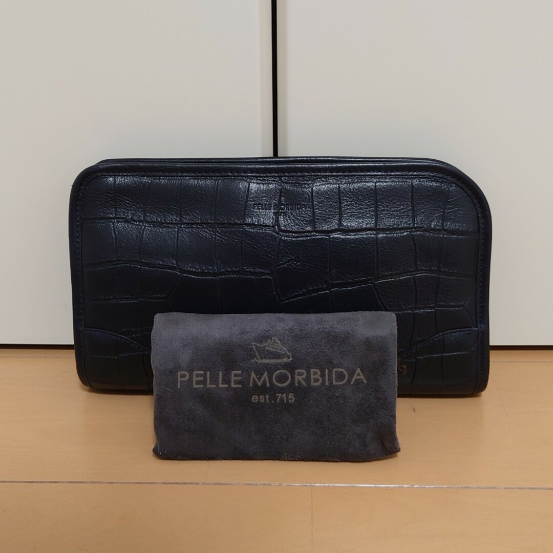 ペッレモルビダ PELLE MORBIDA クラッチバッグ ネイビー-