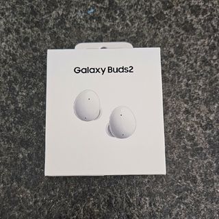 サムスン(SAMSUNG)の【新品・未使用・未開封】SAMSUNG GALAXY BUDS2 WHITE(ヘッドフォン/イヤフォン)