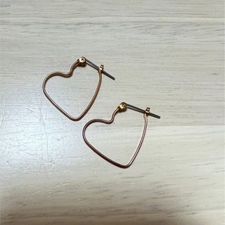 ピアス(ピアス)