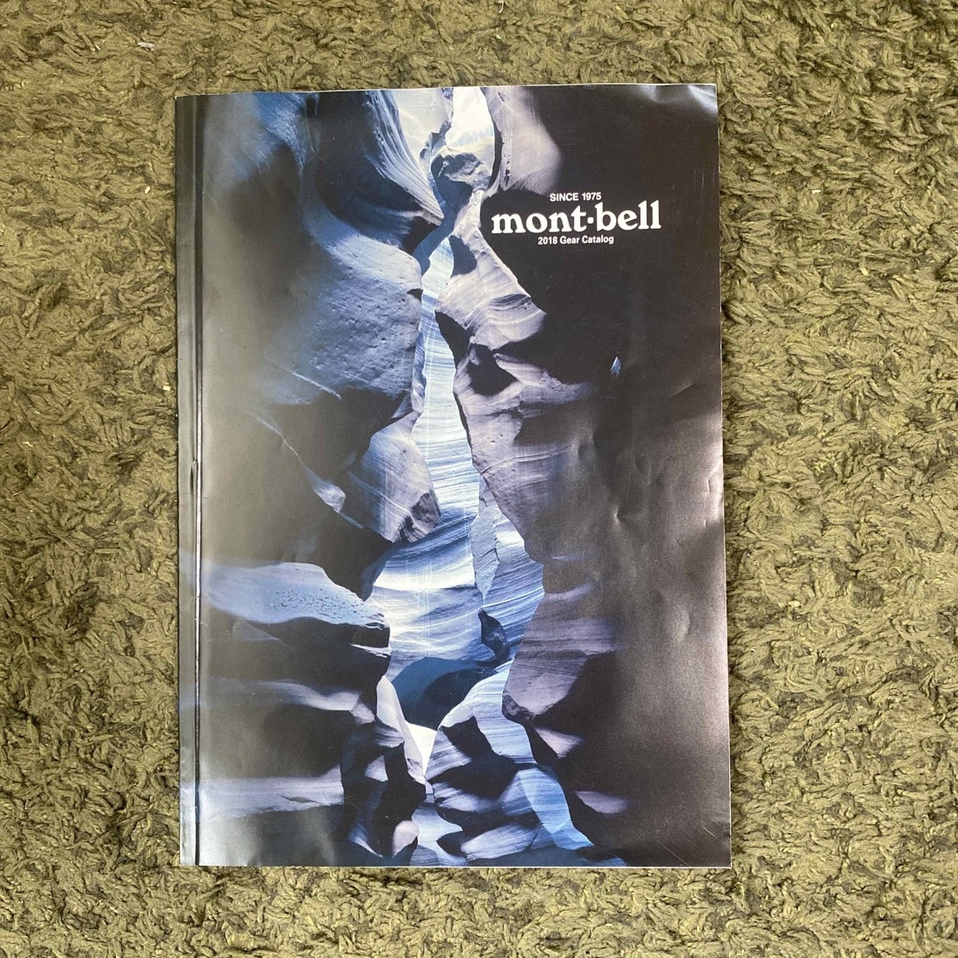 mont bell(モンベル)のmont-bell 2018 Gear Catalog モンベルギアカタログ スポーツ/アウトドアのアウトドア(その他)の商品写真