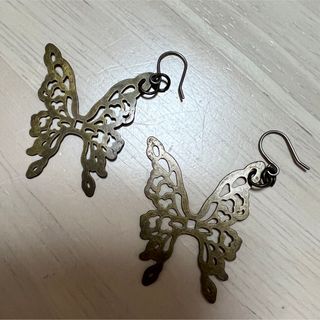 ピアス(ピアス)