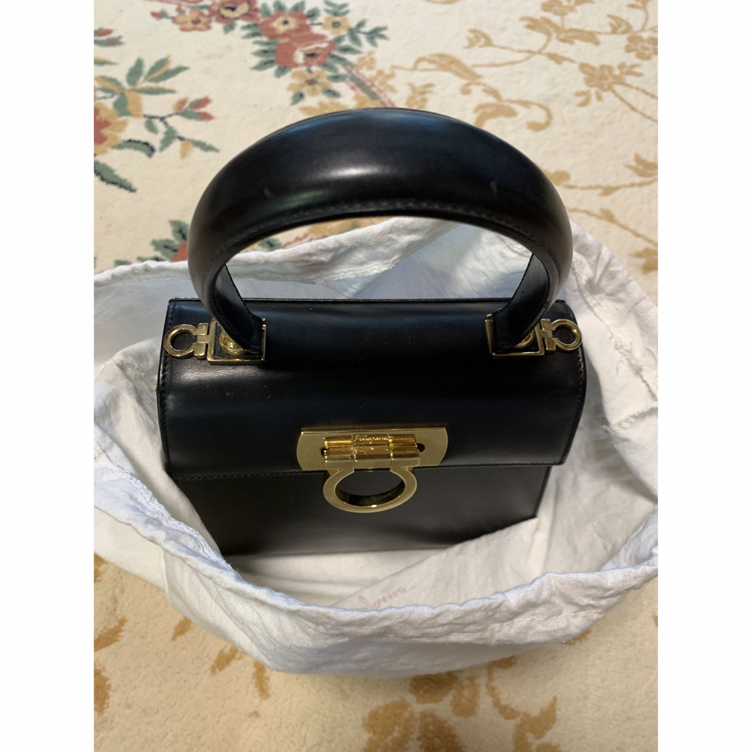 Salvatore Ferragamo - 【最終値下げ】フェラガモ ハンドバッグ