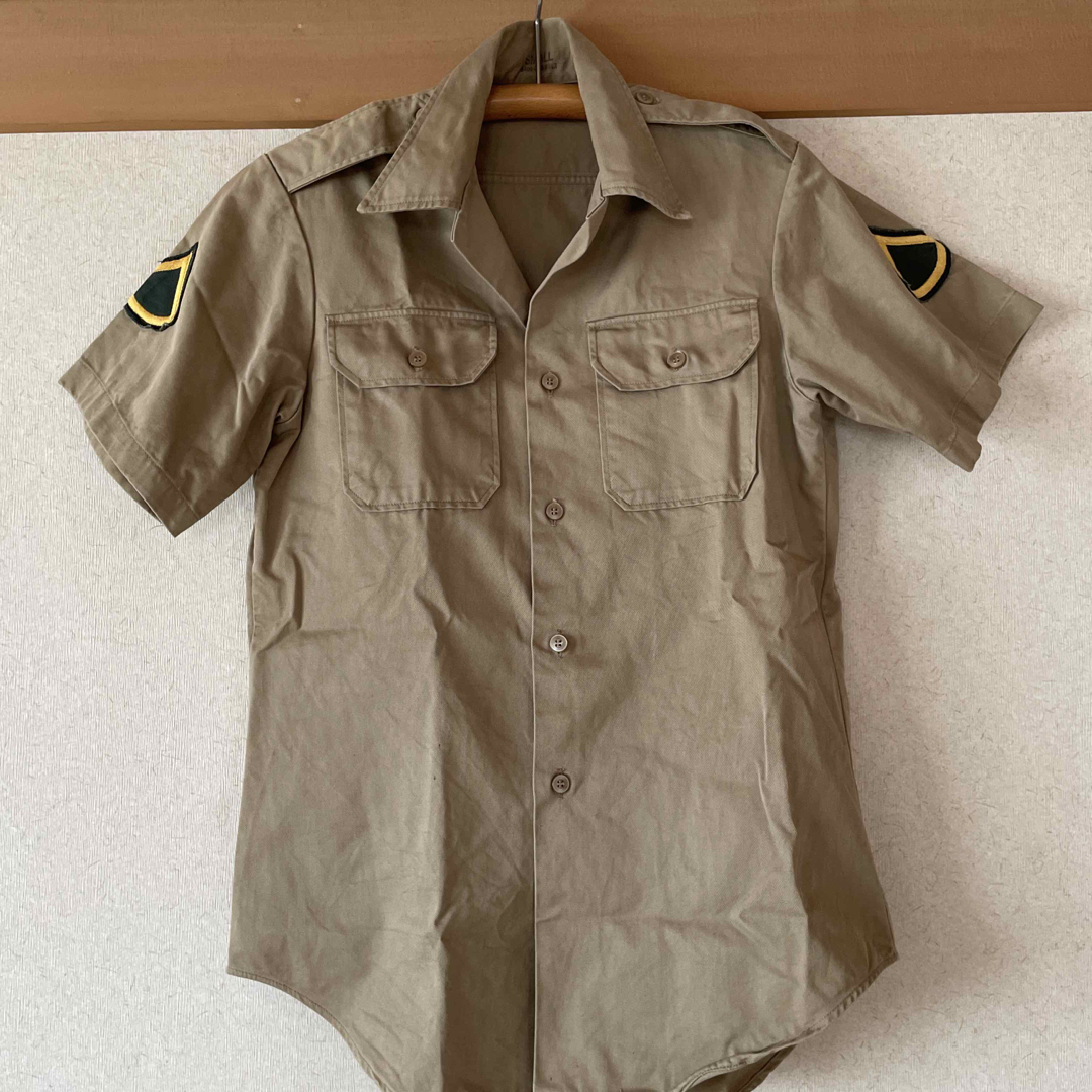 アメリカ軍　シャツ メンズのトップス(シャツ)の商品写真