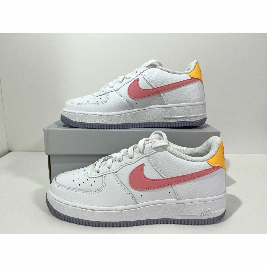 【新品】24.5cm NIKE エアフォース1 GS ホワイト/コーラルチョーク