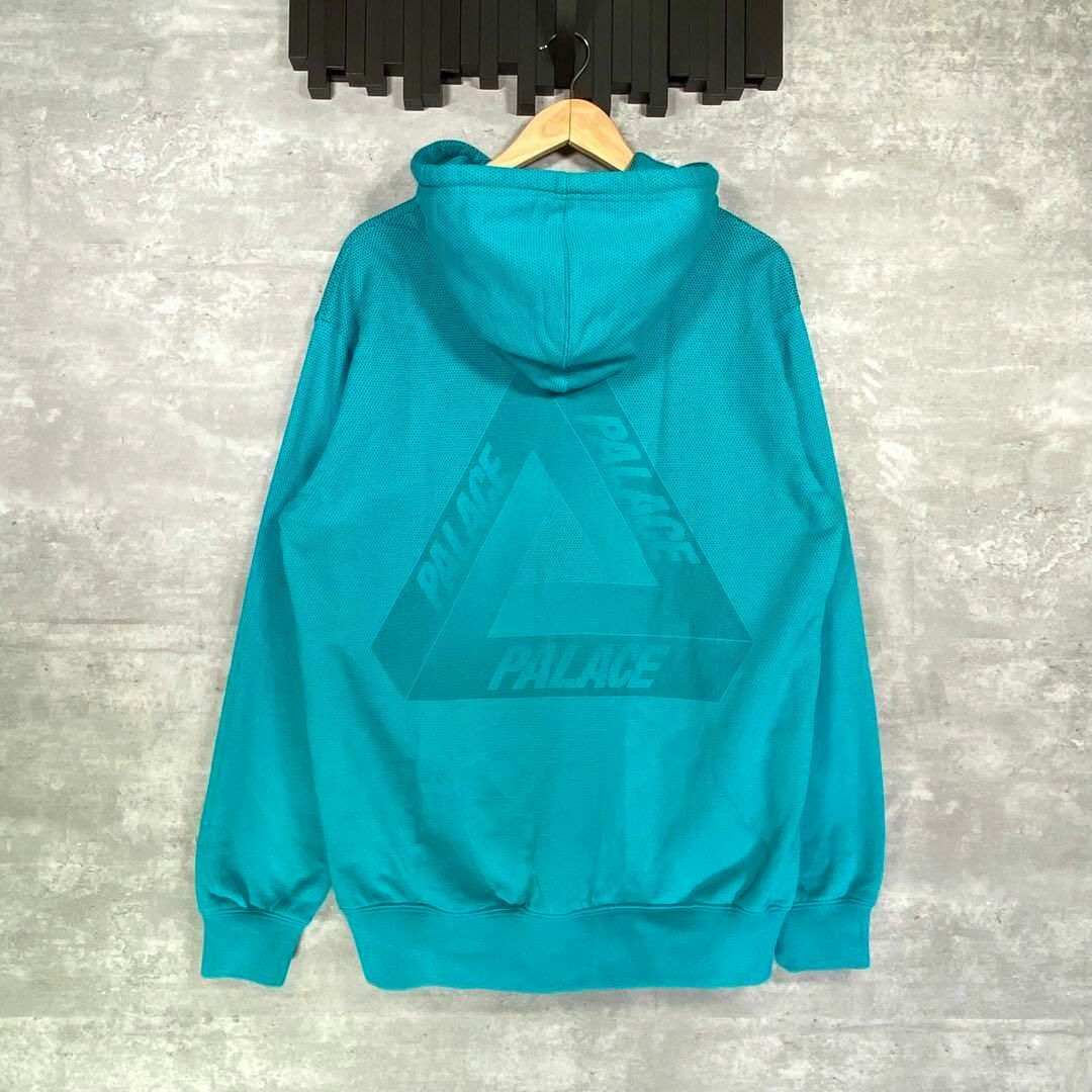 palace skateboards tri-fade hood