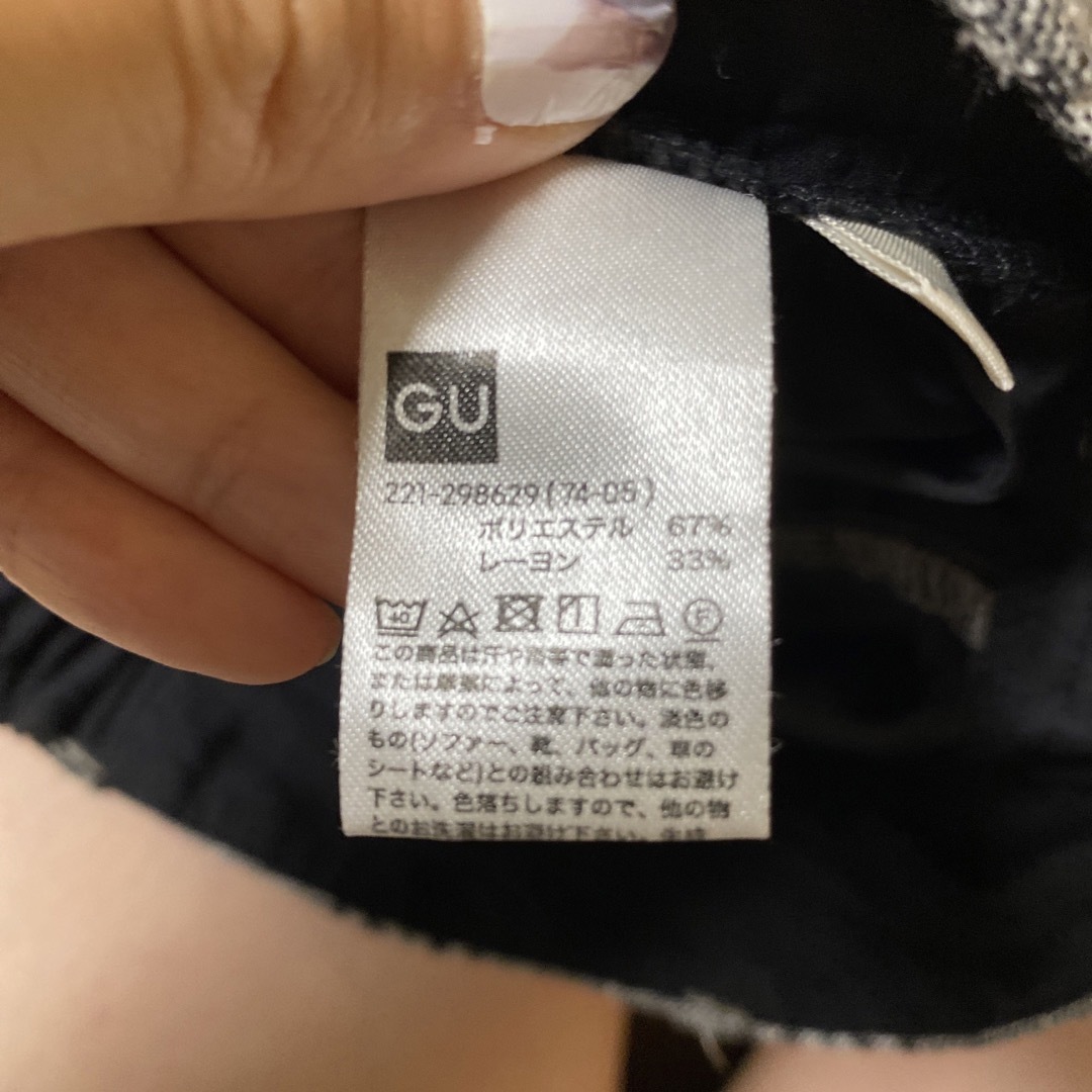 GU(ジーユー)のGU チェックワイドパンツ ベルト付 レディースのパンツ(カジュアルパンツ)の商品写真