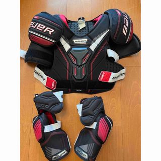 バウアー(BAUER)の【アイスホッケー】BAUER バウアー　ショルダー　エルボー（シニア）(ウインタースポーツ)