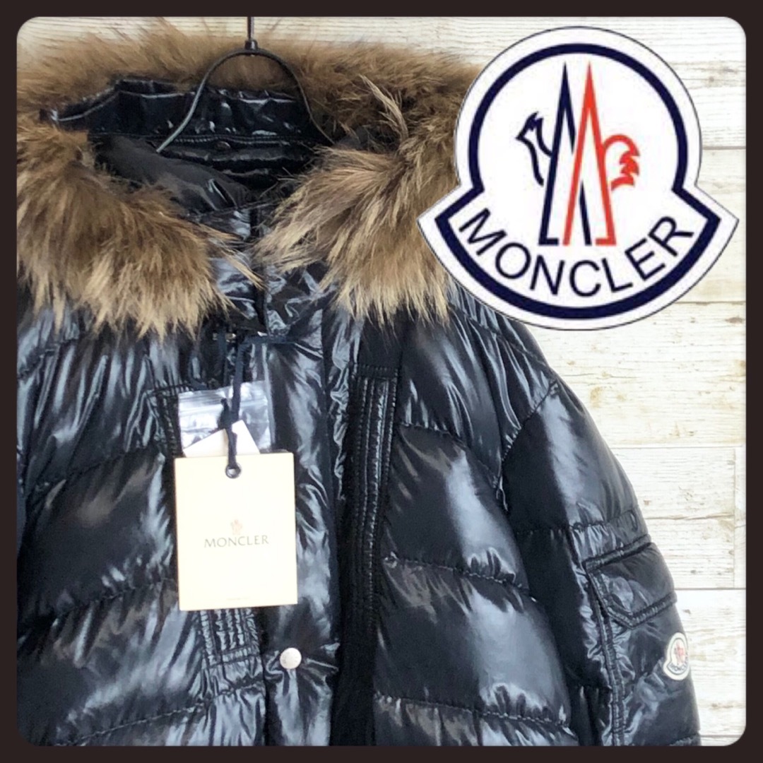 MONCLER モンクレール ダウンジャケット ファー付き パッチ刺繍付き