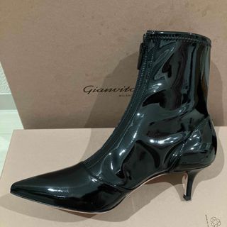 ドゥロワー(Drawer)の新品未使用 gianvito rossi  パテントブーツ 黒 37 24(ブーツ)