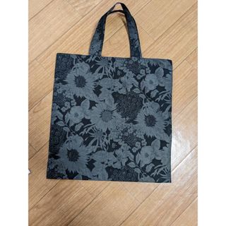 リバティ(LIBERTY.)のリバティ　バッグ　ハンドメイド(バッグ)