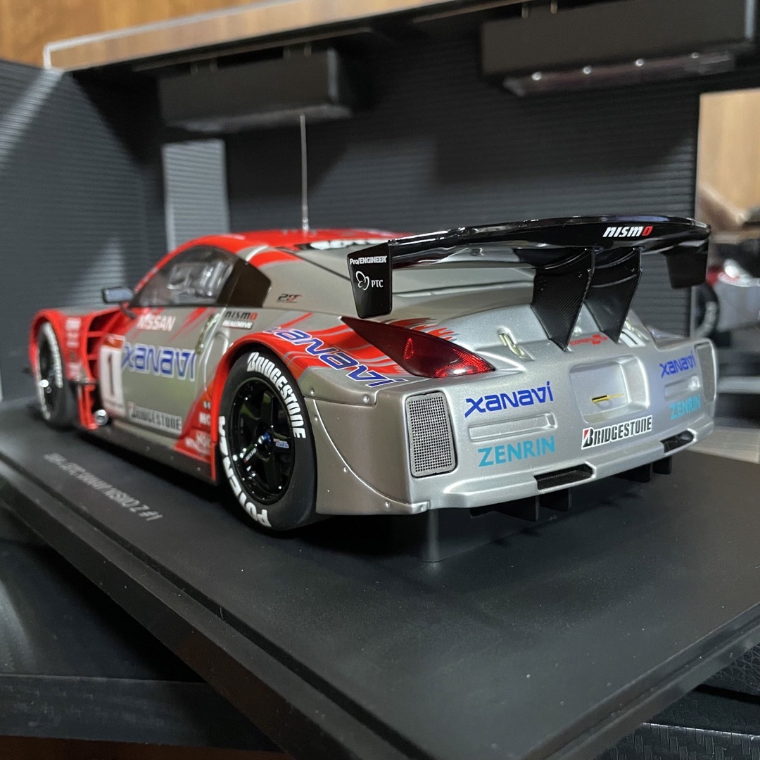 未展示品 オートアート1/18 2004 JGTC XANAVI NISMO Z