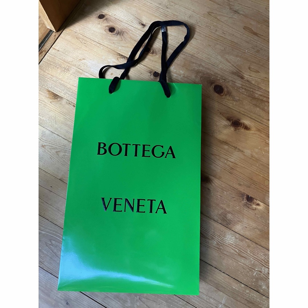 Bottega Veneta(ボッテガヴェネタ)のボッテガ・ヴェネタ　ショップ袋　大 レディースのバッグ(ショップ袋)の商品写真